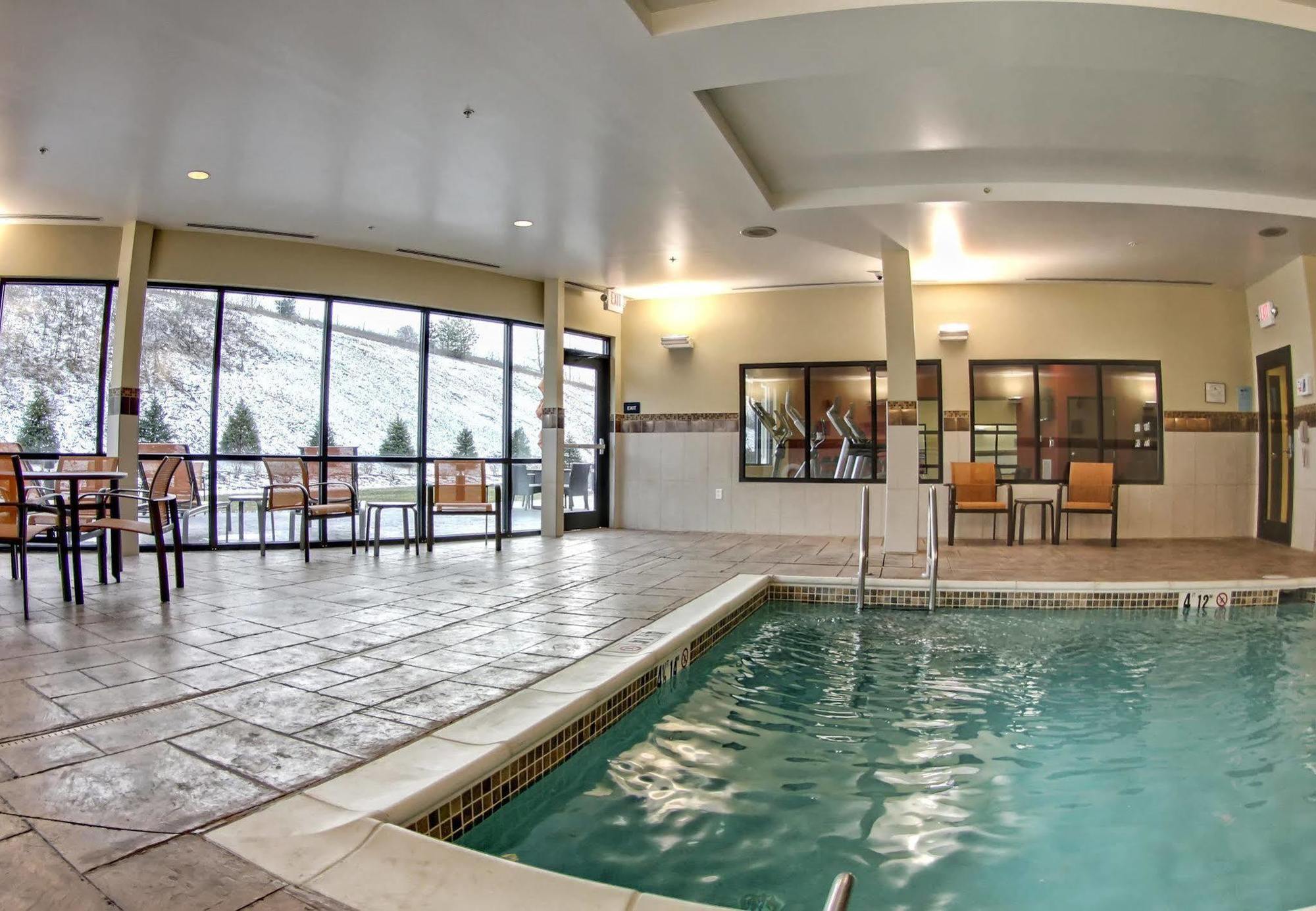 Courtyard By Marriott Wilkes-Barre Arena Hotel Exterior photo